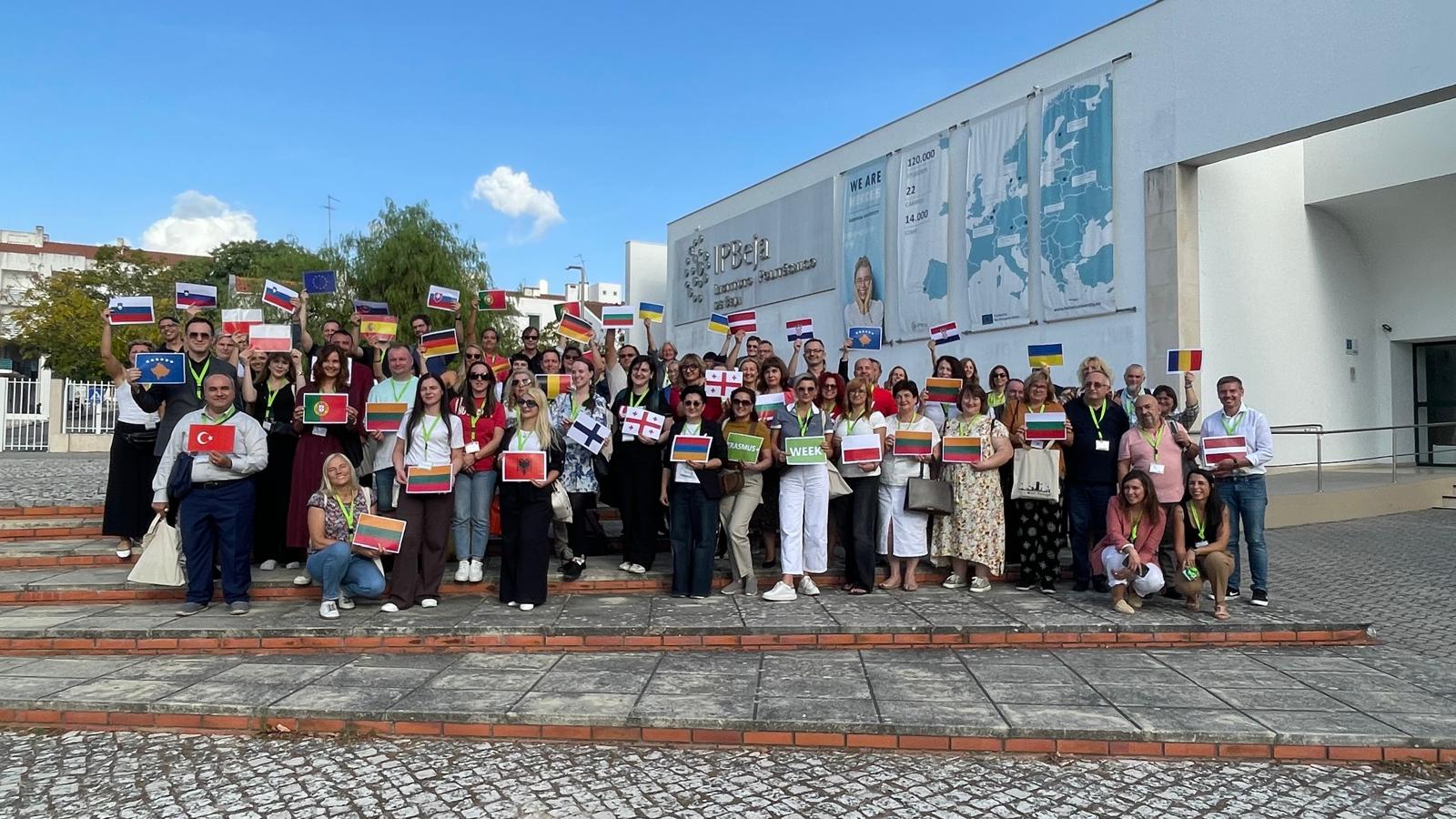 Family Photo ErasmusWeek2025