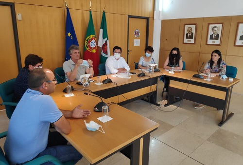 mesa redonda ccdesert